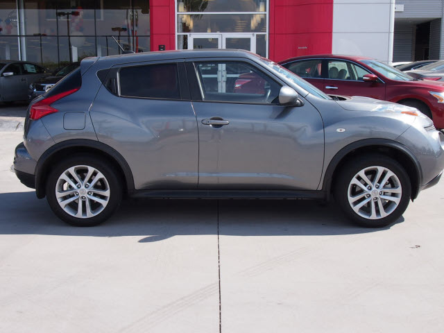 Nissan Juke 2011 photo 1