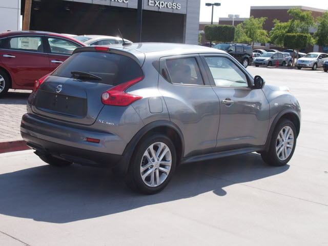 Nissan Juke 2011 photo 2