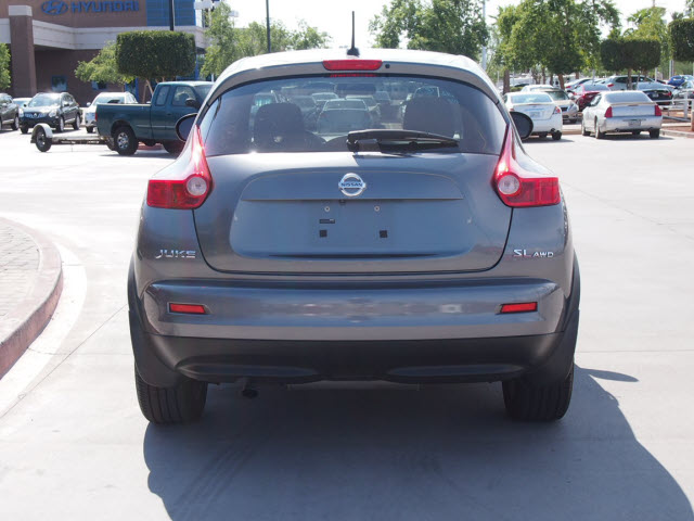 Nissan Juke 2011 photo 3