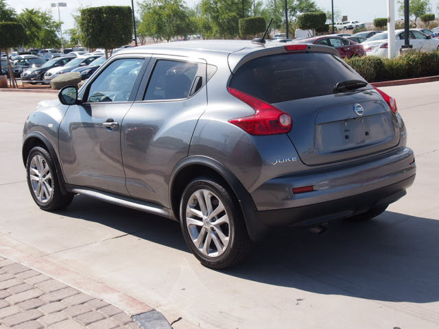 Nissan Juke 2011 photo 4