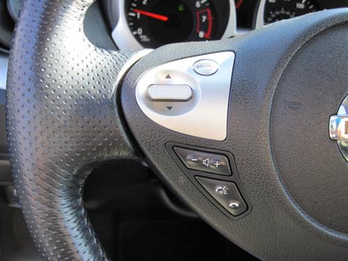 Nissan Juke 2011 photo 2