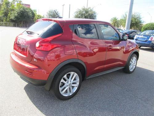 Nissan Juke 2011 photo 2