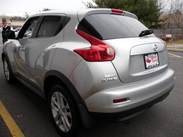 Nissan Juke 2011 photo 3