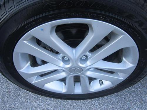 Nissan Juke 2011 photo 2