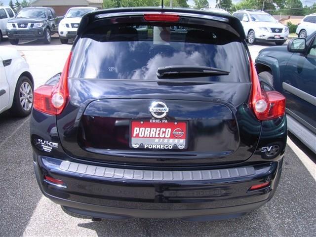 Nissan Juke 2011 photo 2
