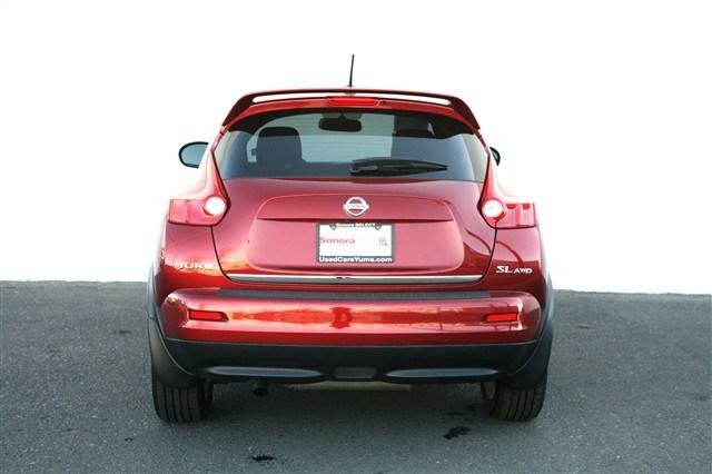 Nissan Juke 2011 photo 1