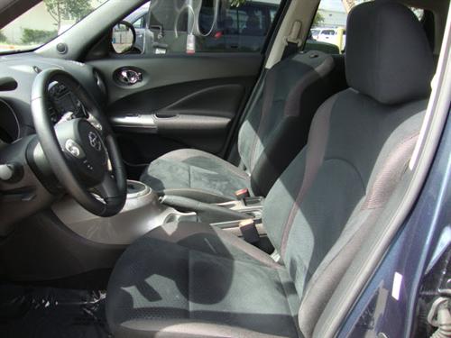 Nissan Juke 2011 photo 2