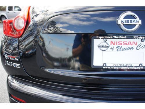 Nissan Juke 2011 photo 4