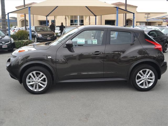 Nissan Juke 2011 photo 2