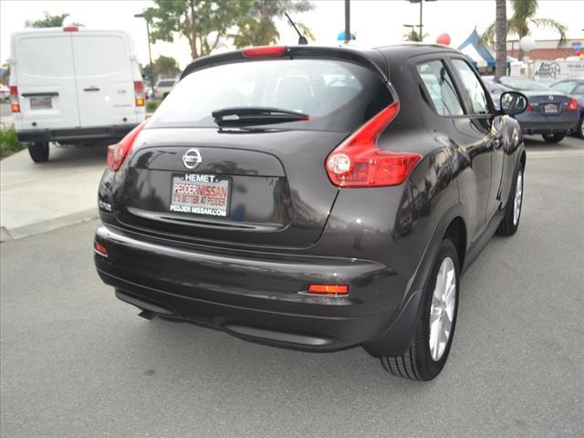 Nissan Juke 2011 photo 5