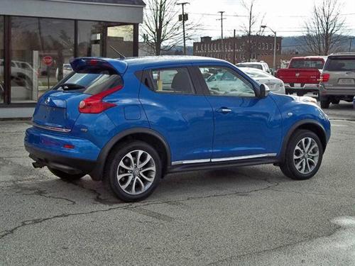 Nissan Juke 2011 photo 1
