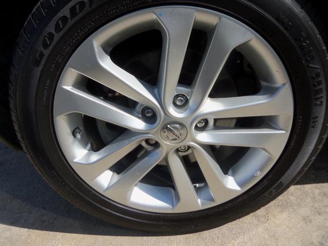 Nissan Juke 2011 photo 2