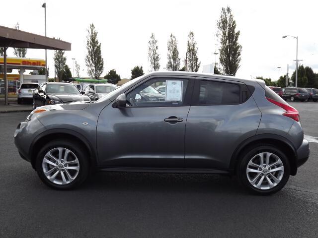 Nissan Juke 2011 photo 2