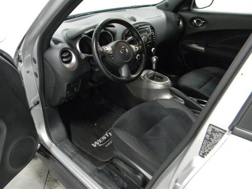 Nissan Juke 2011 photo 2