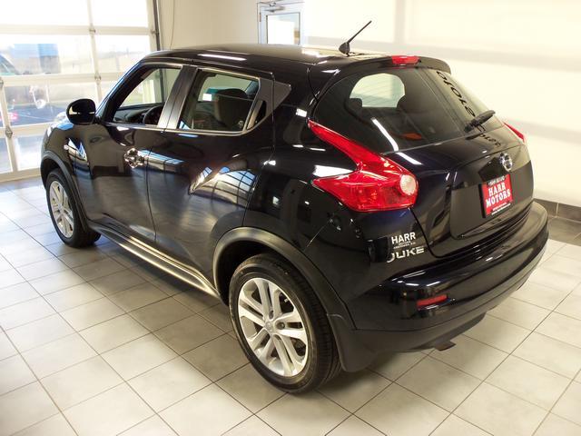 Nissan Juke 2011 photo 1