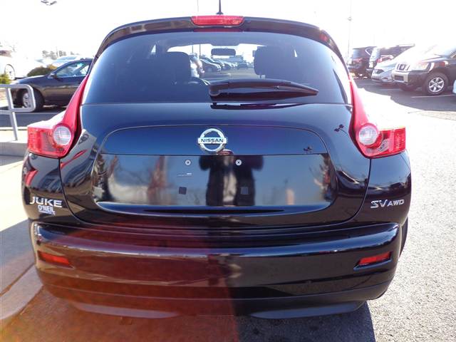 Nissan Juke 2011 photo 4