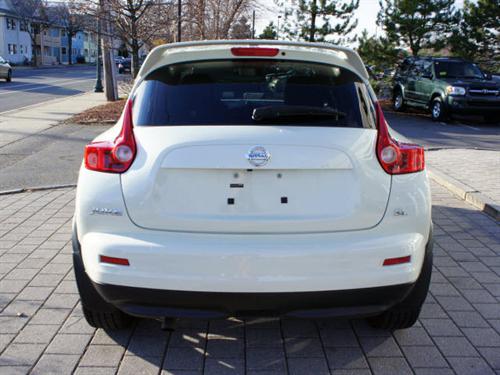 Nissan Juke 2011 photo 4