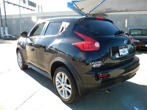 Nissan Juke 2011 photo 4