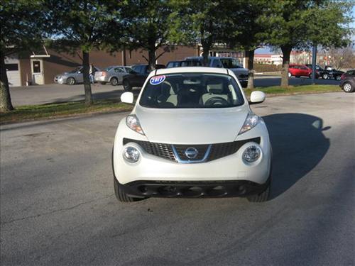Nissan Juke 2011 photo 4