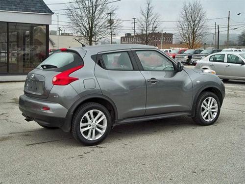 Nissan Juke 2011 photo 1