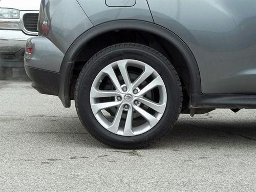 Nissan Juke 2011 photo 2