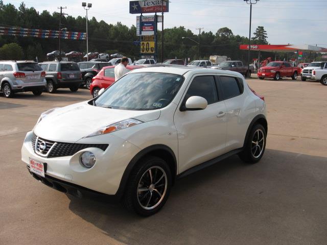 Nissan Juke 2012 photo 2