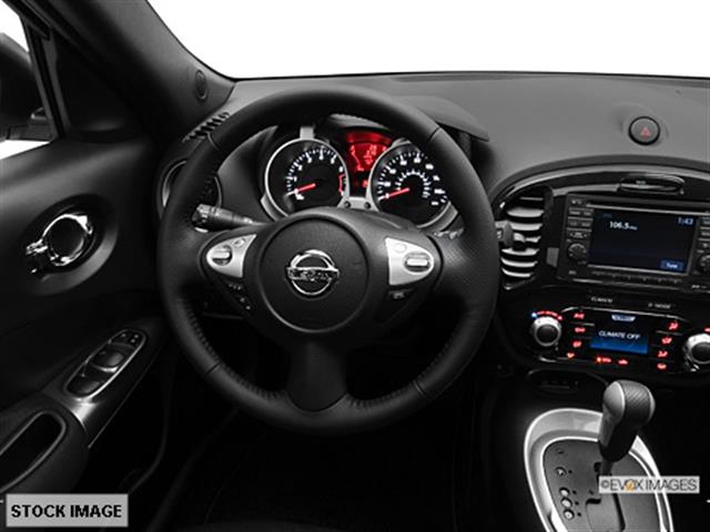 Nissan Juke 2013 photo 1