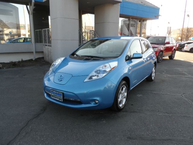 Nissan LEAF 2011 photo 3