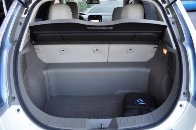 Nissan LEAF LS S Hatchback