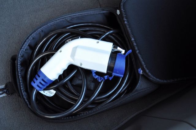 Nissan LEAF 2011 photo 6