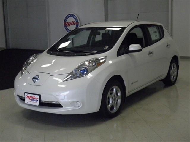 Nissan LEAF 2013 photo 4