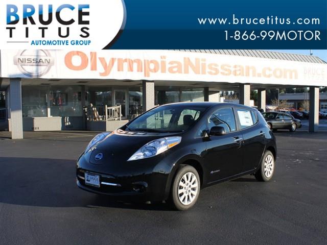 Nissan LEAF 2013 photo 1