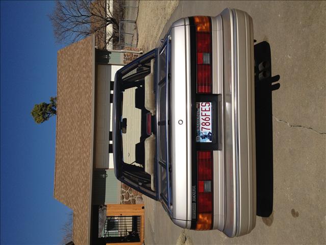 Nissan Maxima 1987 photo 3