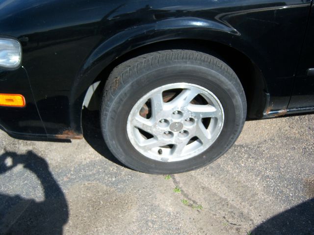 Nissan Maxima 1995 photo 2