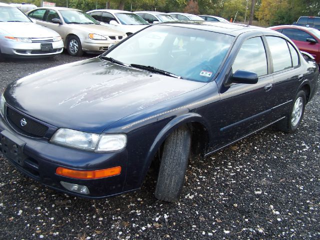 Nissan Maxima 1995 photo 3
