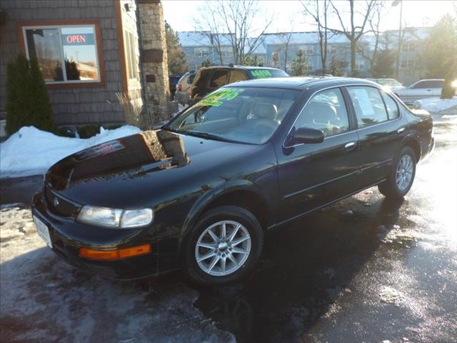 Nissan Maxima 1996 photo 4
