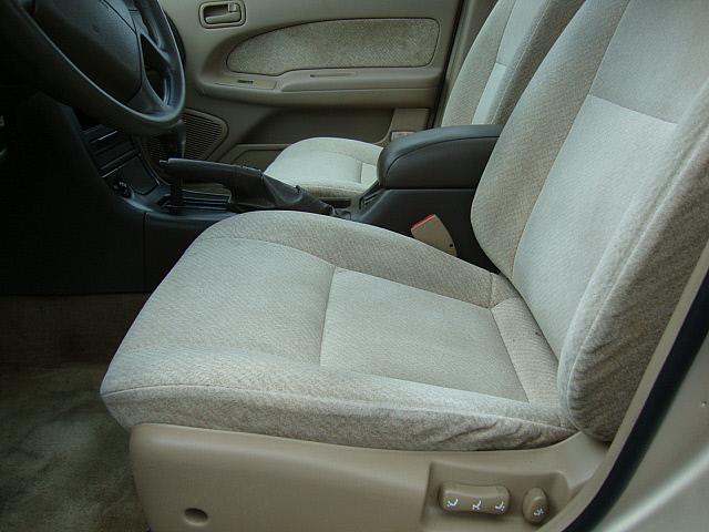 Nissan Maxima 1996 photo 3