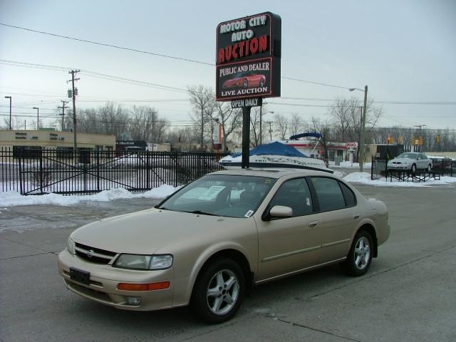 Nissan Maxima Unknown Sedan
