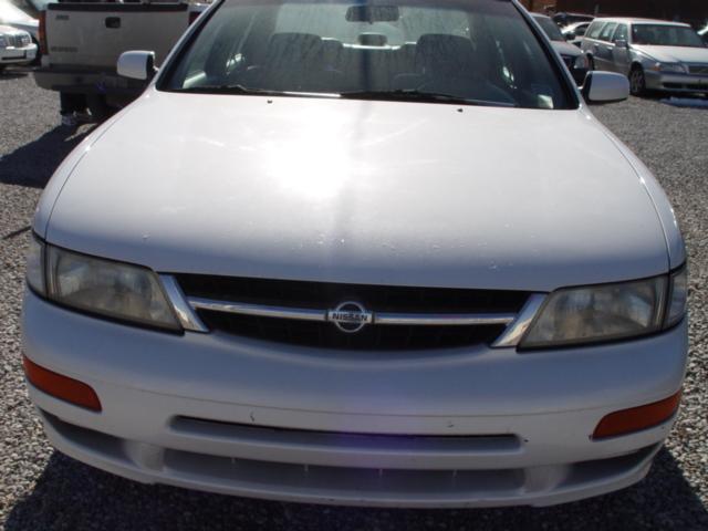 Nissan Maxima 3.0 Quattro Sedan