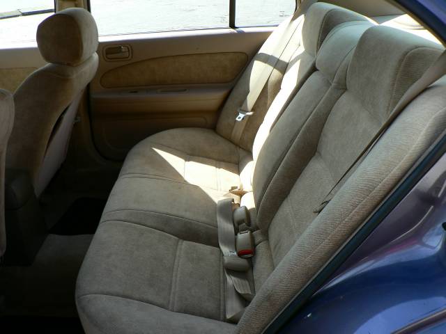 Nissan Maxima 1997 photo 5