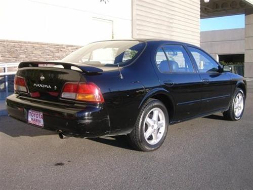 Nissan Maxima 1997 photo 3
