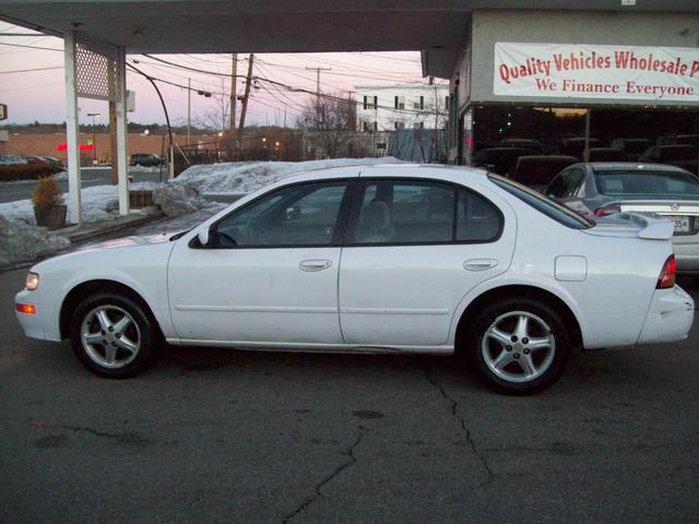 Nissan Maxima 1997 photo 2