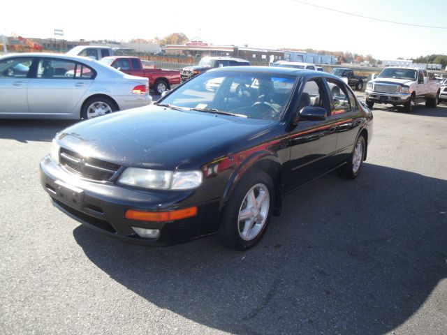 Nissan Maxima 1997 photo 3