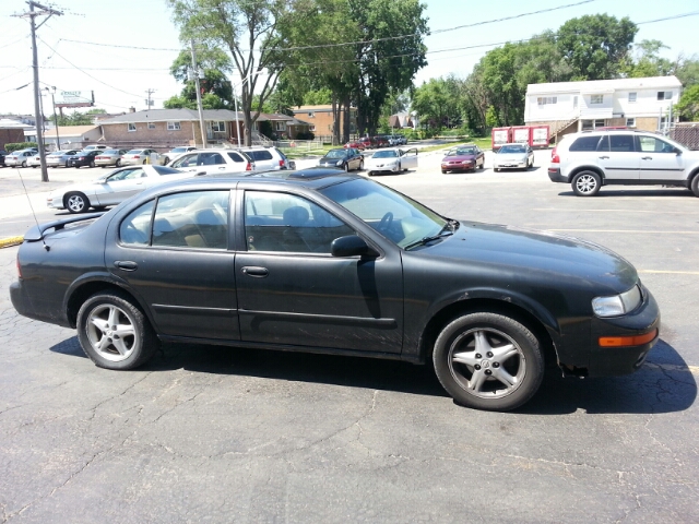 Nissan Maxima 1997 photo 3