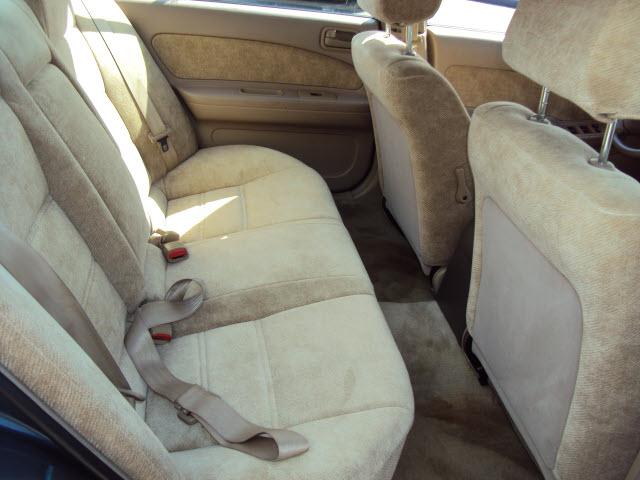 Nissan Maxima 1997 photo 5