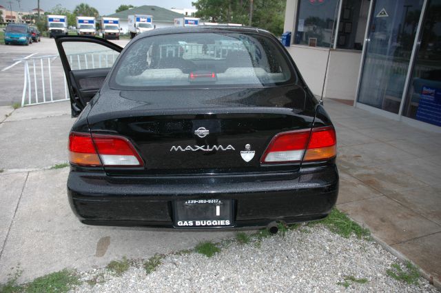Nissan Maxima 1998 photo 3