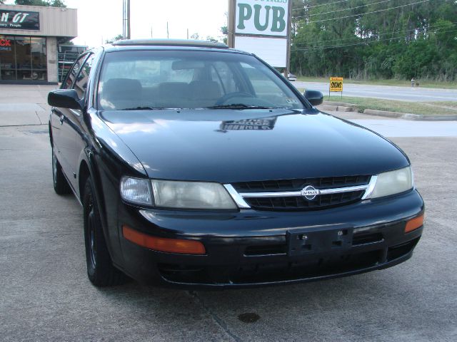 Nissan Maxima 1998 photo 6