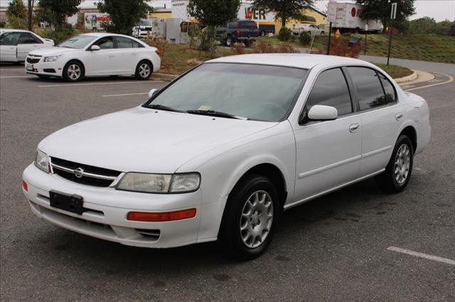 Nissan Maxima 1998 photo 4