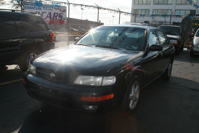 Nissan Maxima 1998 photo 4