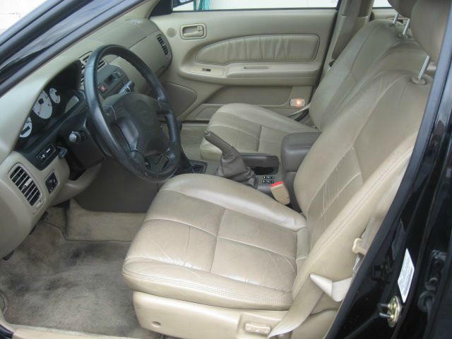 Nissan Maxima 1999 photo 2